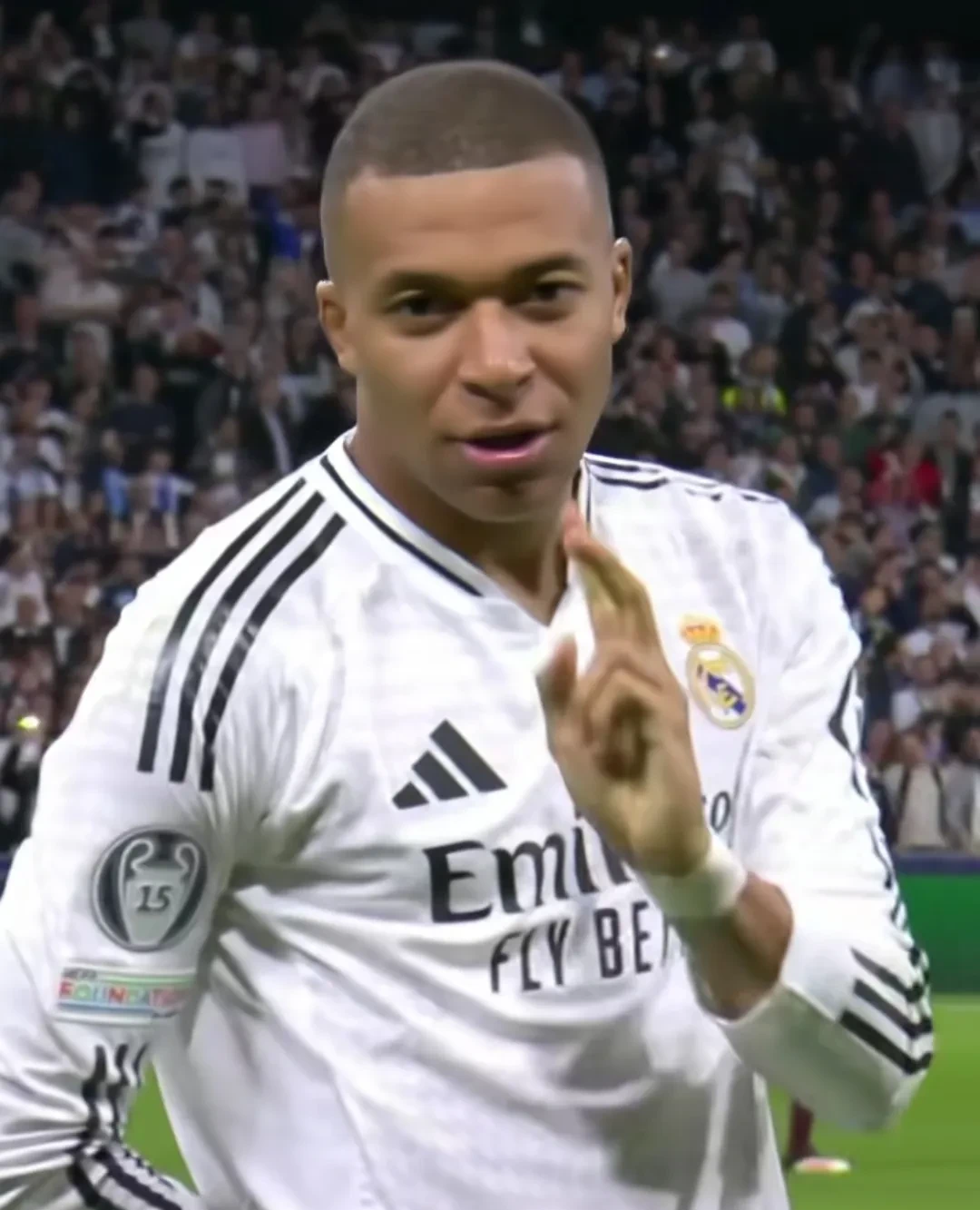 kaiyun账号登录姆巴佩在切尔西比赛中突破纪录，挺进下一轮引发热议！的简单介绍